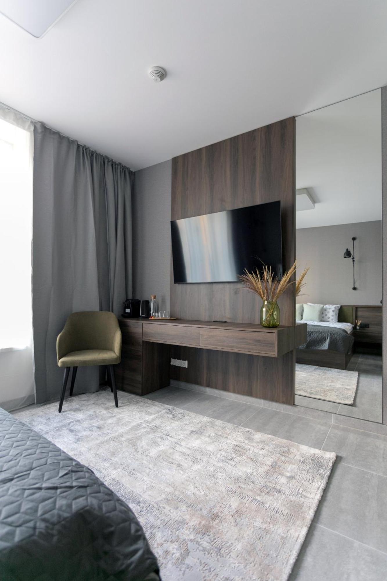 Luong Europe Apartments Praga Zewnętrze zdjęcie