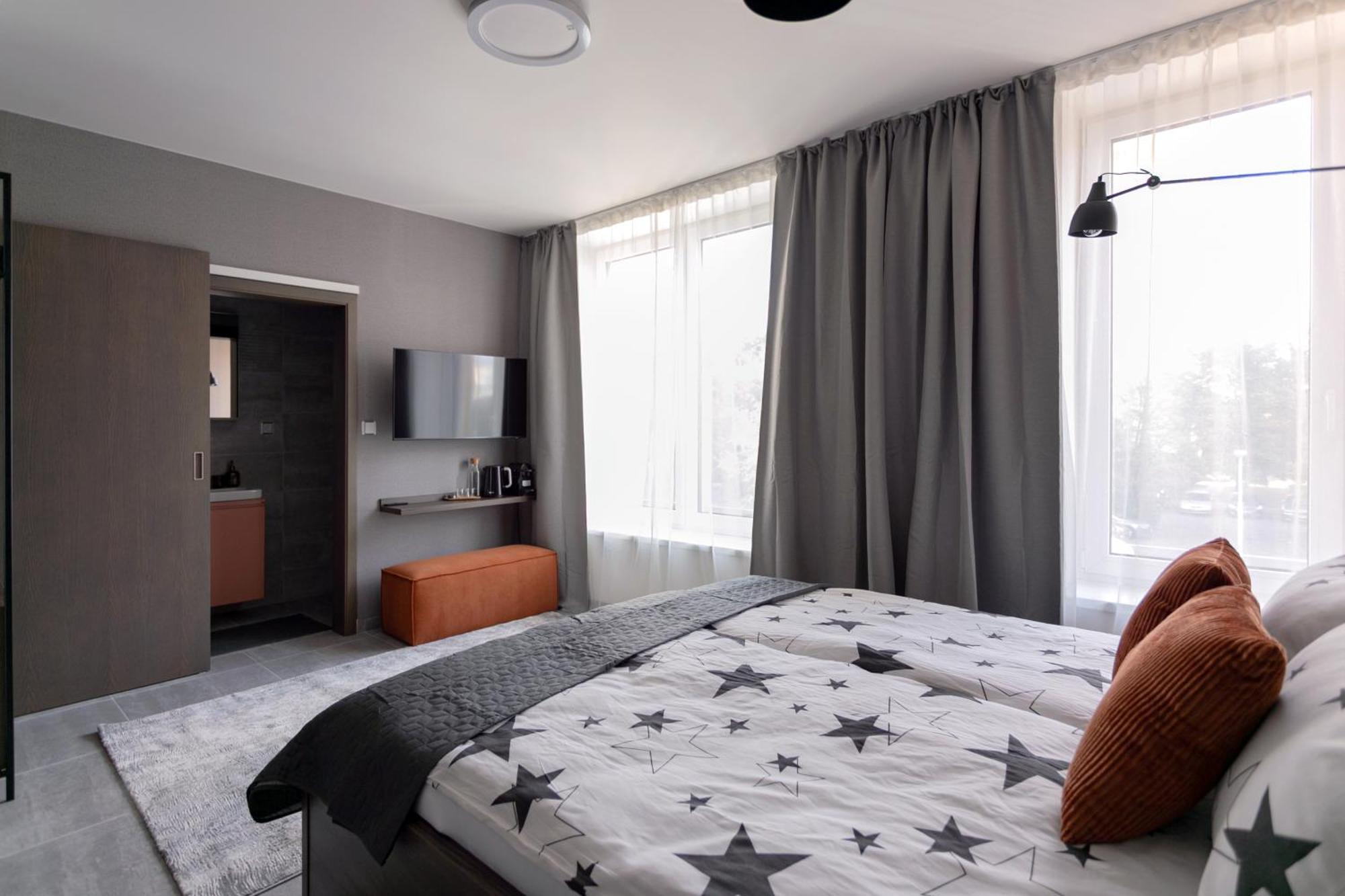 Luong Europe Apartments Praga Zewnętrze zdjęcie